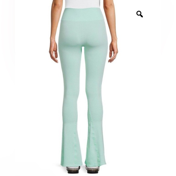 FREE PEOPLE Movement Rich Soul Flared Leg Pant legging Jade Ice M/L NWT $90 - Picture 9 of 9